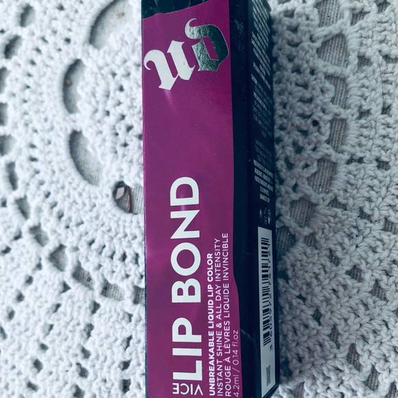 162-URBAN DECAY VICE LIP BOND GLOSSY LIQUID LIPSTICKS NO RESTRAINTS - Picture 6 of 10